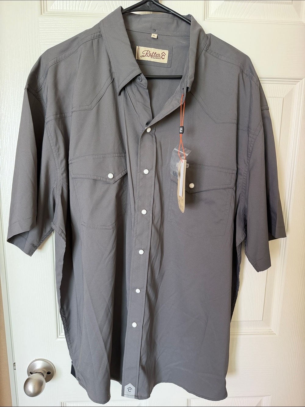 Rafter C Men's Short-Sleeve Button-Down Shirt in Gray